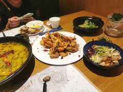 -罗氏十三活虾餐厅(光谷K11购物艺术中心店)