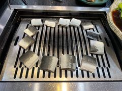 -臻牛烤肉