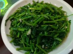 -何氏排骨(左家塘店)
