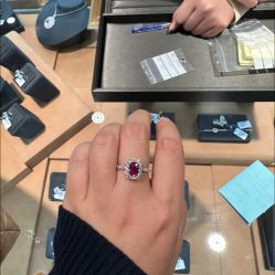 -恒阳珠宝·高级定制镶嵌·天然彩宝·天然钻石(南京西路店)