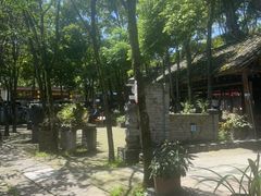 -土砂锅生态山庄·非遗砂锅雅鱼