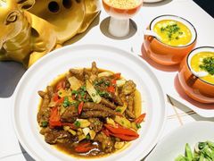 -阿瓦山寨·湘菜现炒·剁椒鱼头王(咸阳总店)