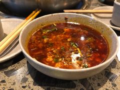 原汤碟-肖肖酸萝卜鱼火锅(总店)