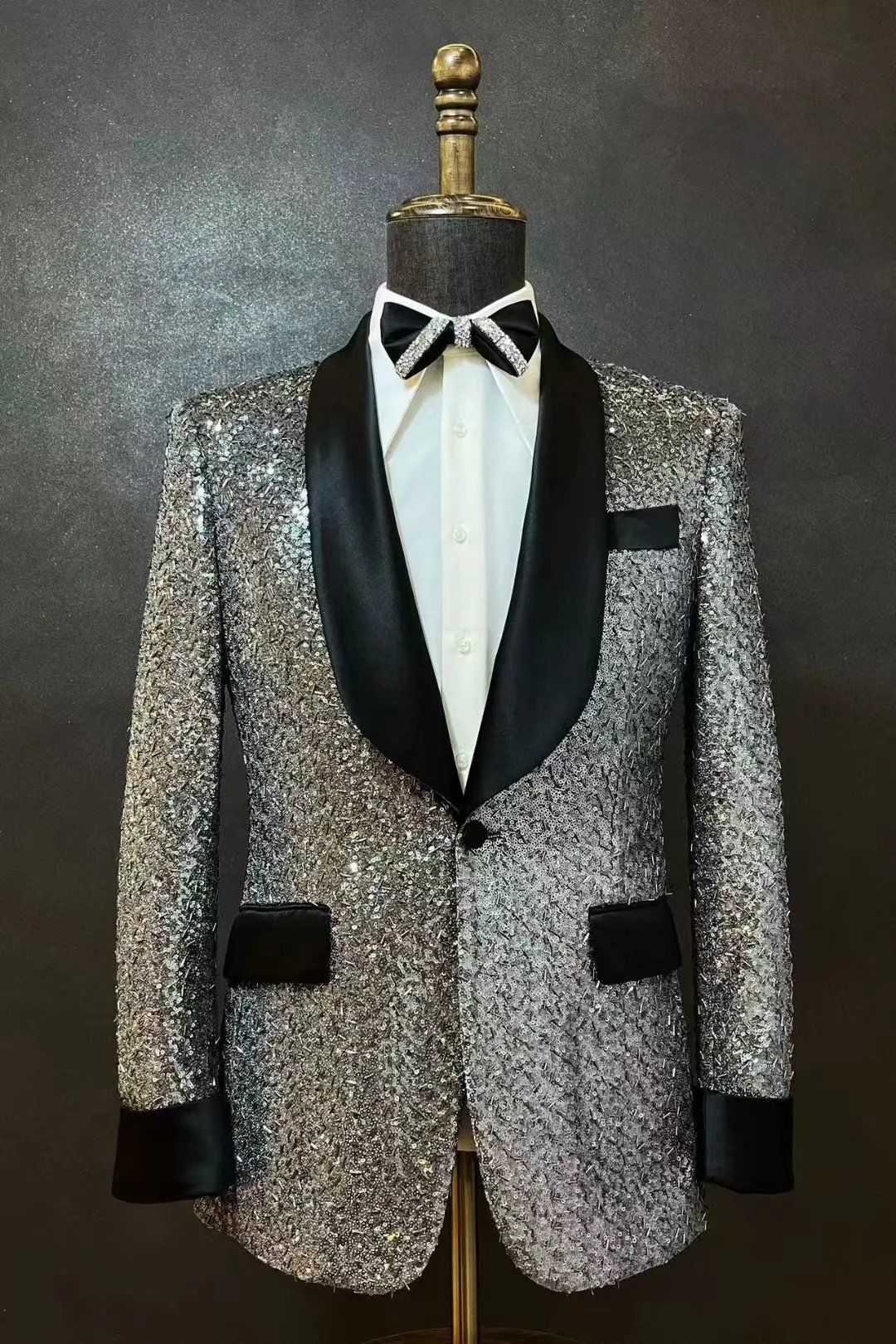 主持人朗诵艺考西装套装出租婚礼合唱男西服租赁