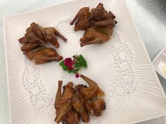 乳鸽-新成海港大酒楼(康华路店)
