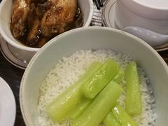 日本冬菇鸡冀蒸饭-黄祥华养生堂·炖汤·营养蒸饭(岭南天地店)