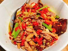 -费大厨辣椒炒肉(万家丽一店)