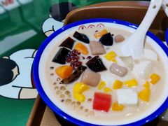 全料牛奶芋圆-五条人糖水铺(武林总店)