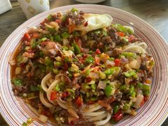 -歹歹的加个面过油肉拌面