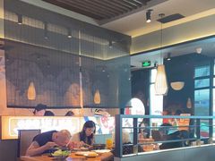 -呷哺呷哺(融创茂店)