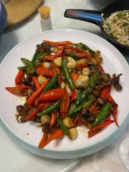 -鑫淼餐饮娱乐中心(江东街店)