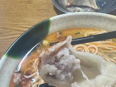 -黄阿姨锅贴大王(万航渡路店)