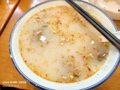 -刘记羊汤·烧饼夹肘子