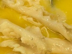 -鲜入围煮花胶鸡海鲜火锅