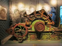 -沪东工人文化宫