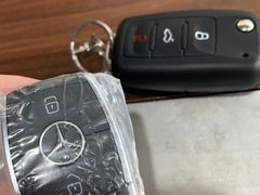 -上海星瀚奔驰4S店(红柳路店)