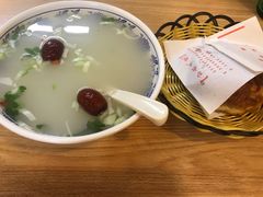 -大耳公曹氏驴肉包子铺(三八店)