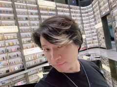 -上海虹桥中心爱琴海亚朵S酒店