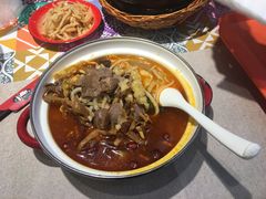 -丽丽三鲜螺蛳粉(田林路店)