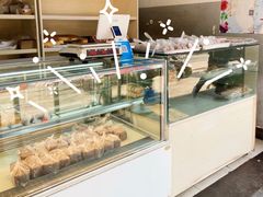 面包甜点陈列柜-甜嘟嘟烘焙坊(舒城路店)