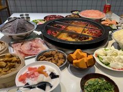 -卤校长老火锅(杨家坪直营店)