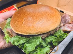 -维也纳国际机场