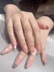 -丽心自助美甲美睫