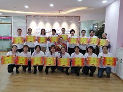 -爱月宝月嫂·育儿嫂(哈尔滨总店)