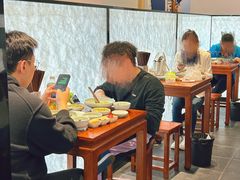 -裕兴记•蟹黄面馆(人民广场店)