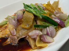 特色三葱竹香鸡-吴记百家·私房菜·家宴(润园店)