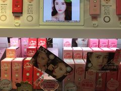 -4iNLOOK美瞳店(龙之梦购物中心虹口店)