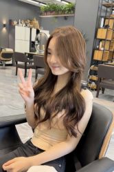 -藤野造型烫染·漂发