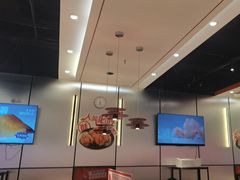 -龍歌自助小火锅(芝罘万达店)