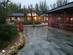 -华山御温泉度假村