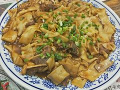 羊肉焖饼-壹阁胡羊焖饼(特色小吃街店)