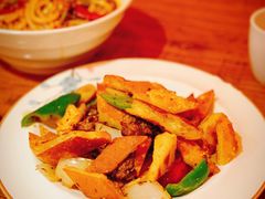 一品馕炒肉-西域阿里马新疆菜·清真(桂花路店)