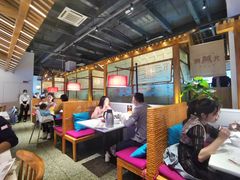 大堂-北院·果木烤鸭·25年东北菜(创意产业园店)