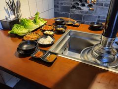-肉甲韩国木炭烤肉(新壹街1店)