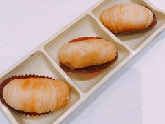 榴莲千丝酥-稻香酒家·34年老字号·港式粤菜(汉街店)