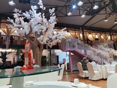 大堂-雅和生态渔庄·宜城锅巴饭(龙灵山公园店)