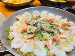 花甲爱上虾-厨道重庆菜馆(鸳鸯店)
