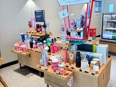 -星巴克臻选(周浦万达店)