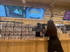 -霸王茶姬(大连万象汇店)