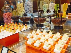 -大中华希尔顿酒店-念自助餐·嗨啤·小龙虾