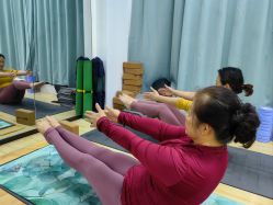 -玛尼瑜伽·普拉提