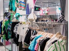 -广州白马服装市场