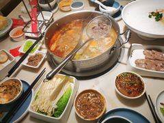 -左庭右院鲜牛肉火锅(浦江欢乐颂店)