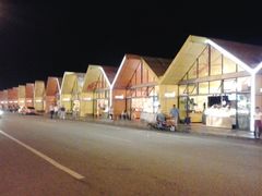 -沈家门海鲜夜排档(东港店)