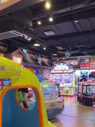 -卡通尼乐园(新达汇三林店)