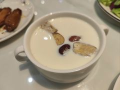 -丽莎沙拉轻食餐厅(国贸店)